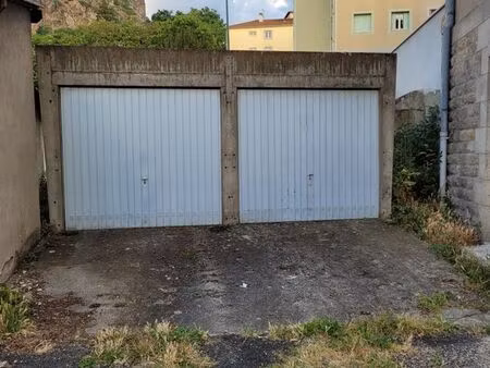 garage box à louer 43000 le puy-en-velay