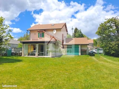 propriété 4 pièces 65 m²