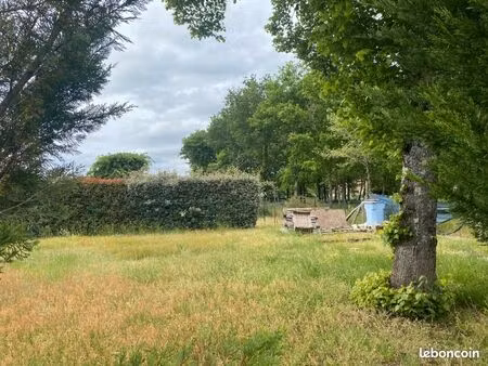 terrain 600 m² le teich