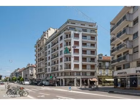 appartement 3 pièces 75 m²