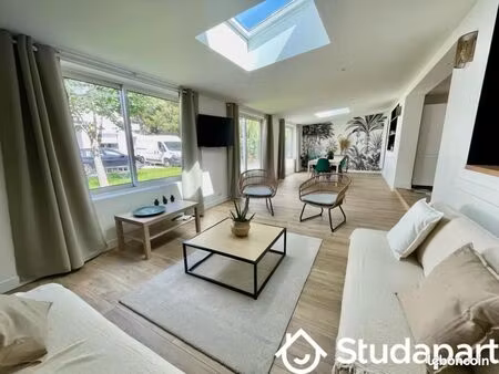 chambre 1 pièce 25 m²