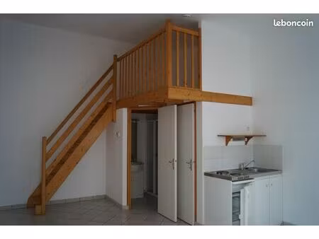 studio 23m2 avec mezzanine