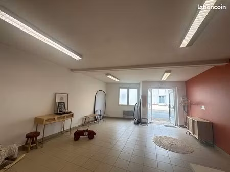 local commercial