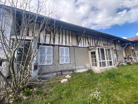 maison 8 pièces 210 m²