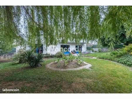 propriété 11 pièces 475 m²