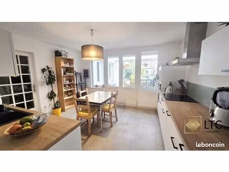 maison 6 pièces 130 m²