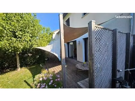 maison 5 pièces 105 m²