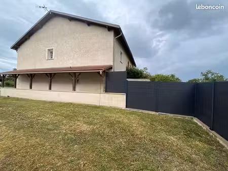 maison de village 3 pièces 109 m²