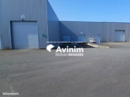 local 2000 m² olivet