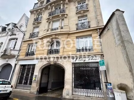 local commercial 47 m²