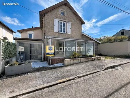 maison 3 pièces 92 m²
