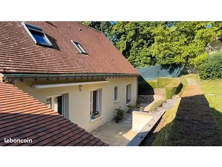 maison 6 pièces 130m2