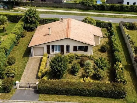 villa 5 pièces 90 m²