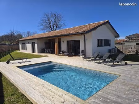 villa 2024  proche plages sur terrain de 724m2