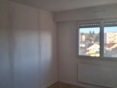 appartement t3 de 63 m2 + loggia