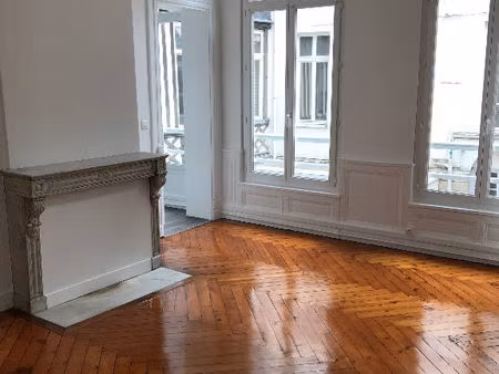 rouen hotel de ville appt de 38 m²