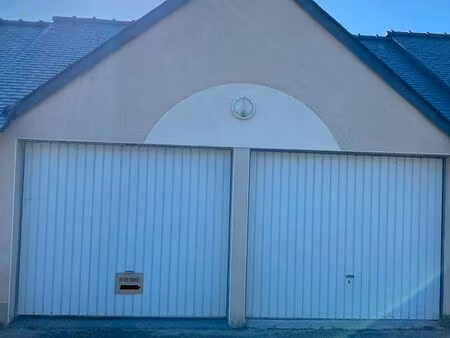 à vendre garage fermé 19m2