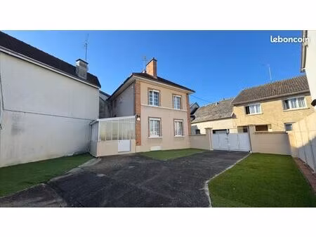 maison 3 pièces 75 m²