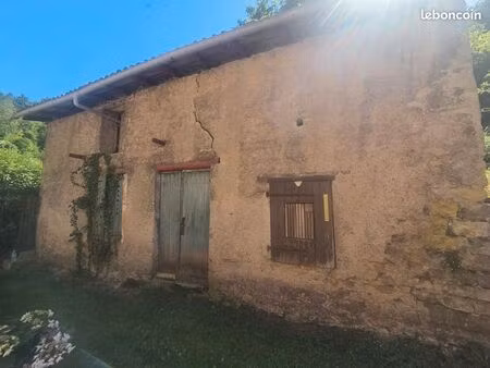 propriété de caractère de 66 ares avec bergerie  four à pain ancien et vue exceptionnelle 