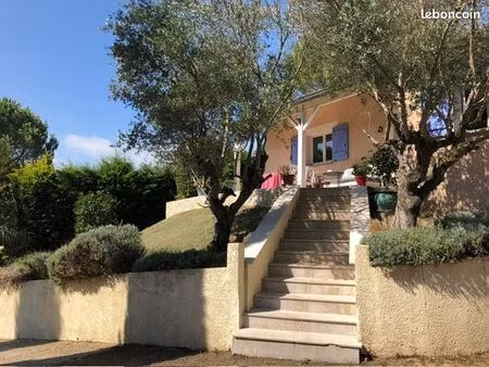 salaise-sur-sanne - proche commodites - villa de 200 m² - terrain de 1.200 m² environ