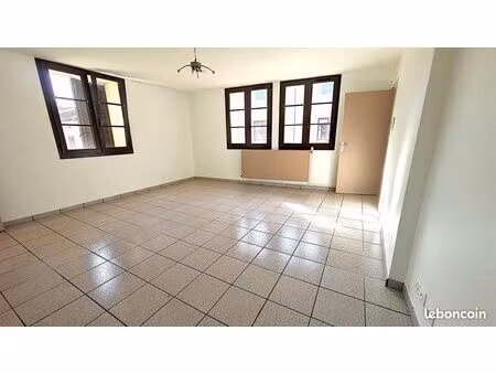 appartement 5 pièces 148 m²
