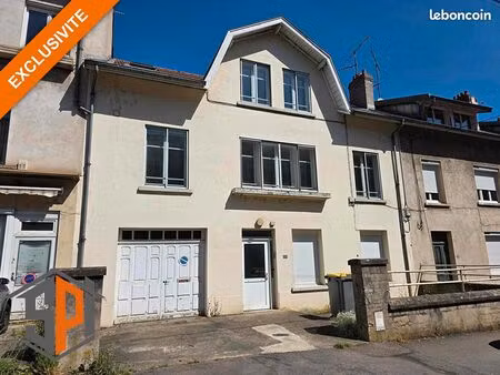 immeuble 11 pièces 270 m²