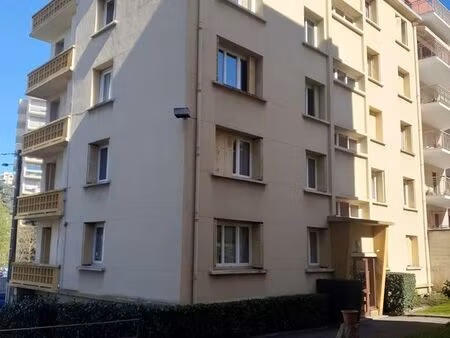bel appartement à fort potentiel quartier fauriel t3-t4 70 m2