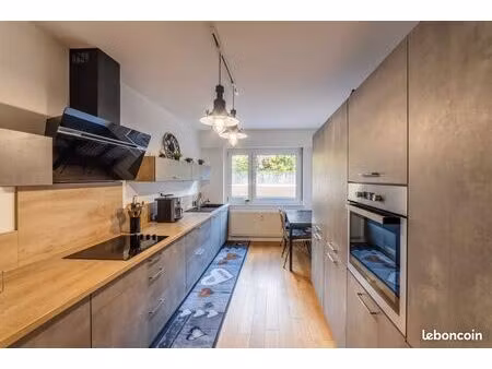 très bel appartement f4