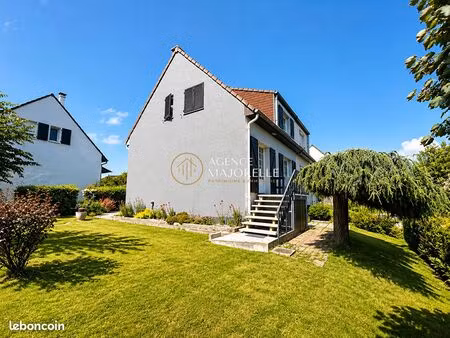 maison 4 pièces 105 m²