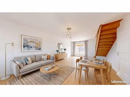 maison 4 pièces 160 m²