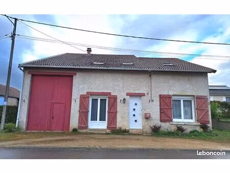 maison 170m2 - 6 pièces - avec grange - grenier- cave- terrasse - jardin clos à 10 min de 
