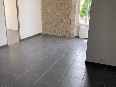 t3 centre marmande avec balcon
