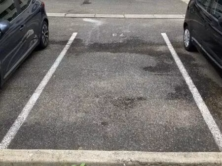 place de parking couregant