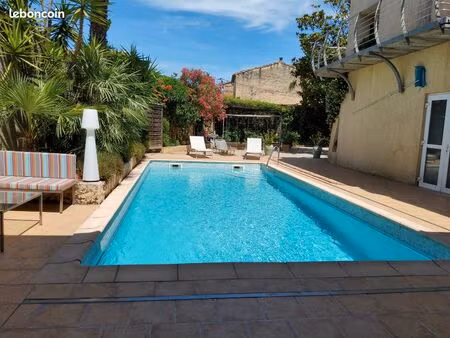 particulier vend maison de maître de caractère (193 m²) – grand jardin  piscine sans vis-à