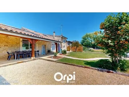 maison 6 pièces 163 m²