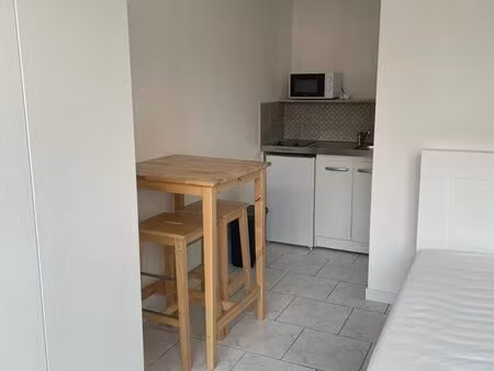 studio étudiant neuf 18m2  lumineux et entièrement meublé