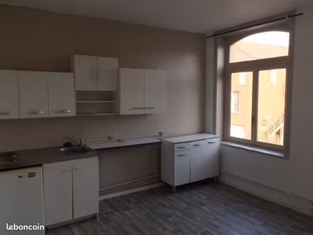 studio lumineux 18m2