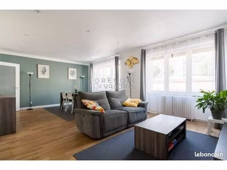 appartement 6 pièces 146 m²