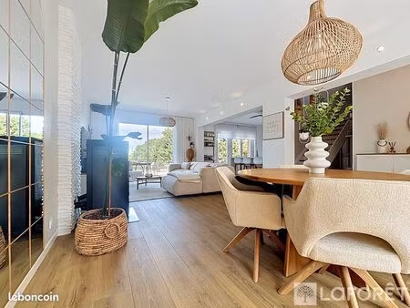 maison 6 pièces 127 m²