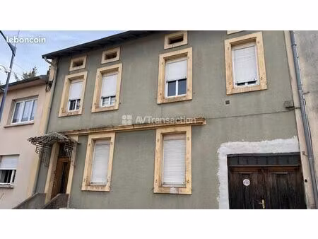 maison de ville 7 pièces 150 m²