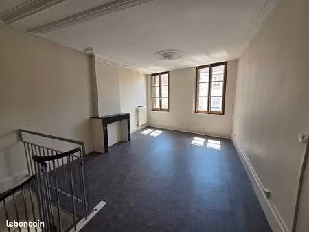 t2 duplex 55m² centre ville