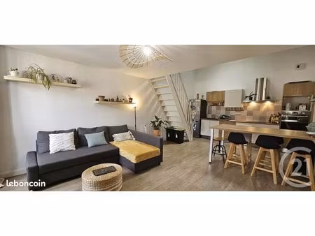 appartement 2 pièces 61 m²