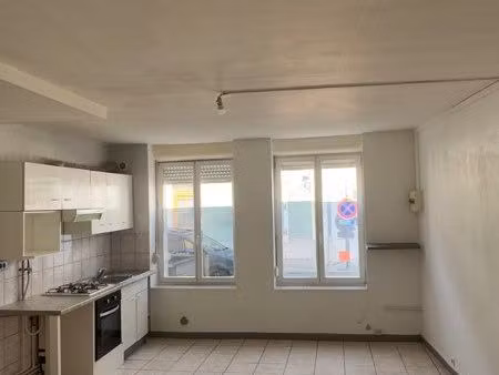 appartement t3 rdc proche du centre