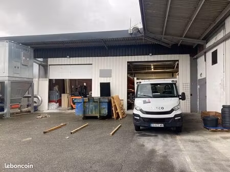 entrepôt 730 m² tarnos