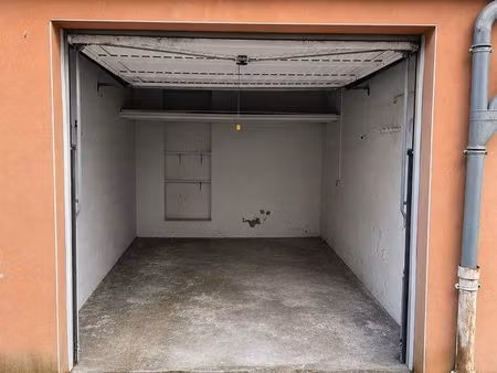 garage à louer 15m2 audun le roman