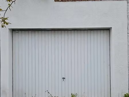 garage à louer