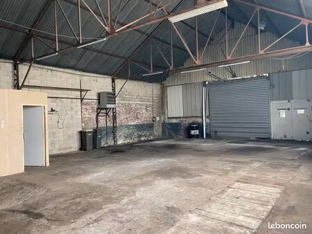 hangar à louer