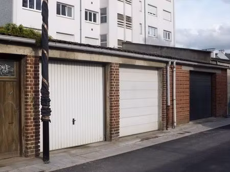 garage à louer