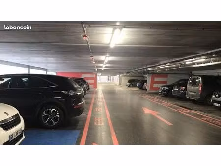 place de parking déjà louée  offrant des revenus immédiats