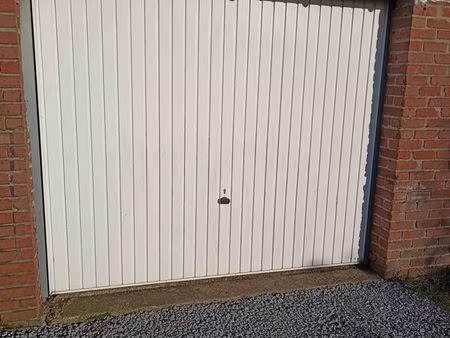 garage / box a louer